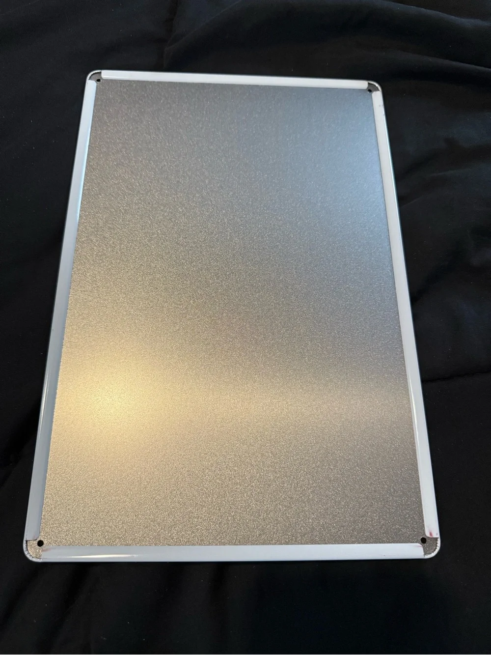 N/A metal sign